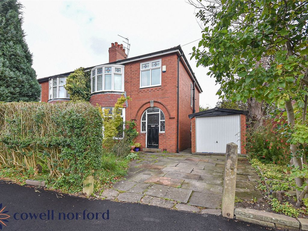 3 bed semidetached house for sale in Avenue, Bamford