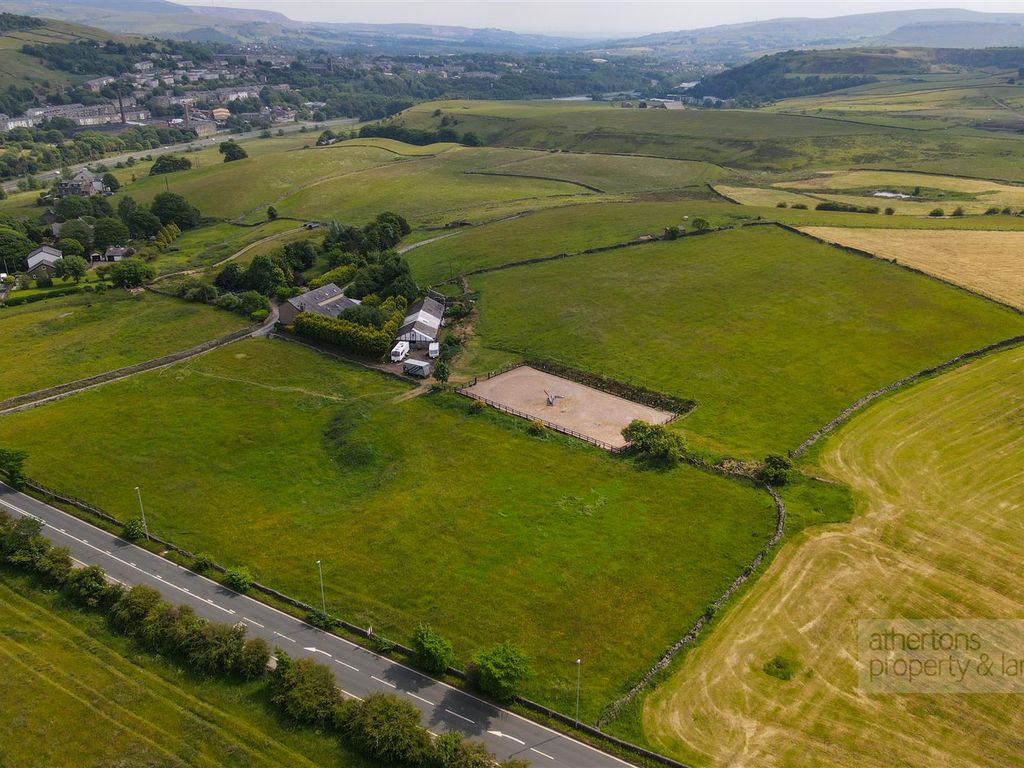 Farm for sale in Roundhill Road, Haslingden, Rossendale BB4, £400,000