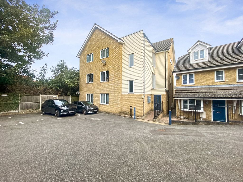 1 bed flat for sale in Victoria Mews, East Street, Sittingbourne, Kent
