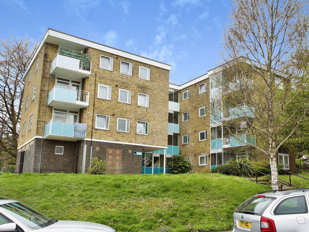 2 bed flat for sale in Byron Road, Southampton, Hampshire SO19 Zoopla