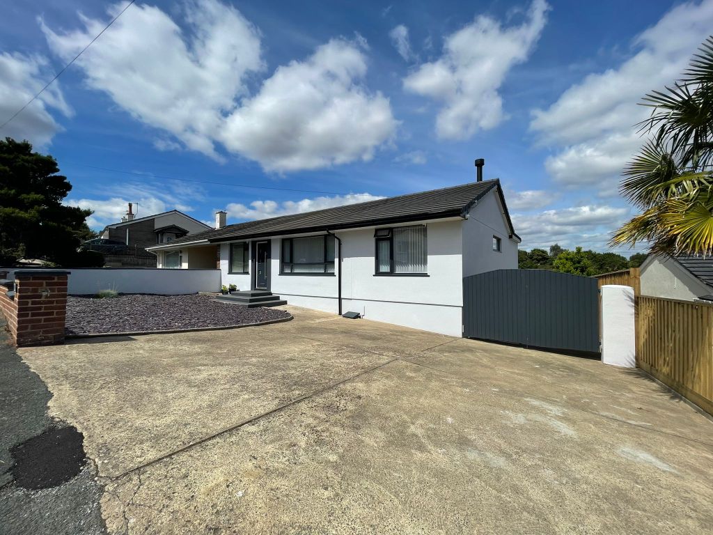 3 bed detached bungalow to rent in Peters Crescent, Marldon, Paignton
