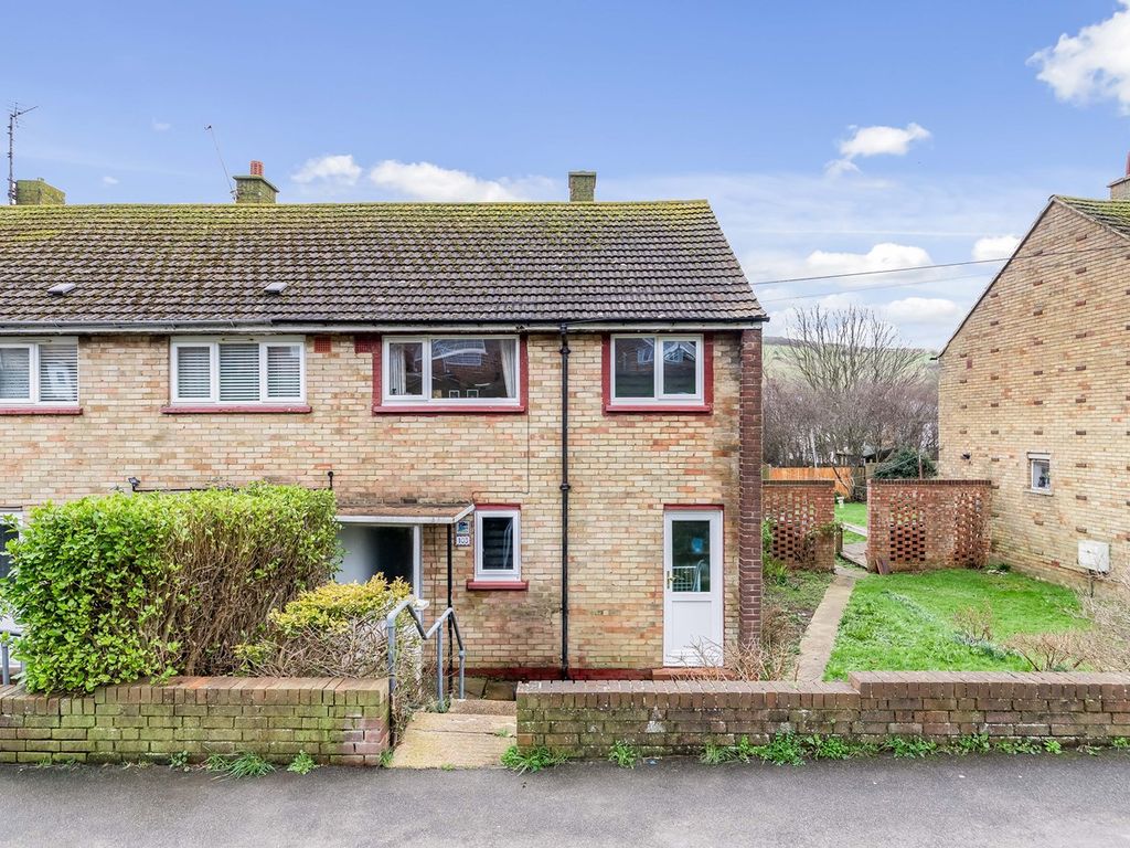 2 bed end terrace house for sale in St Davids Avenue, Aycliffe, Dover