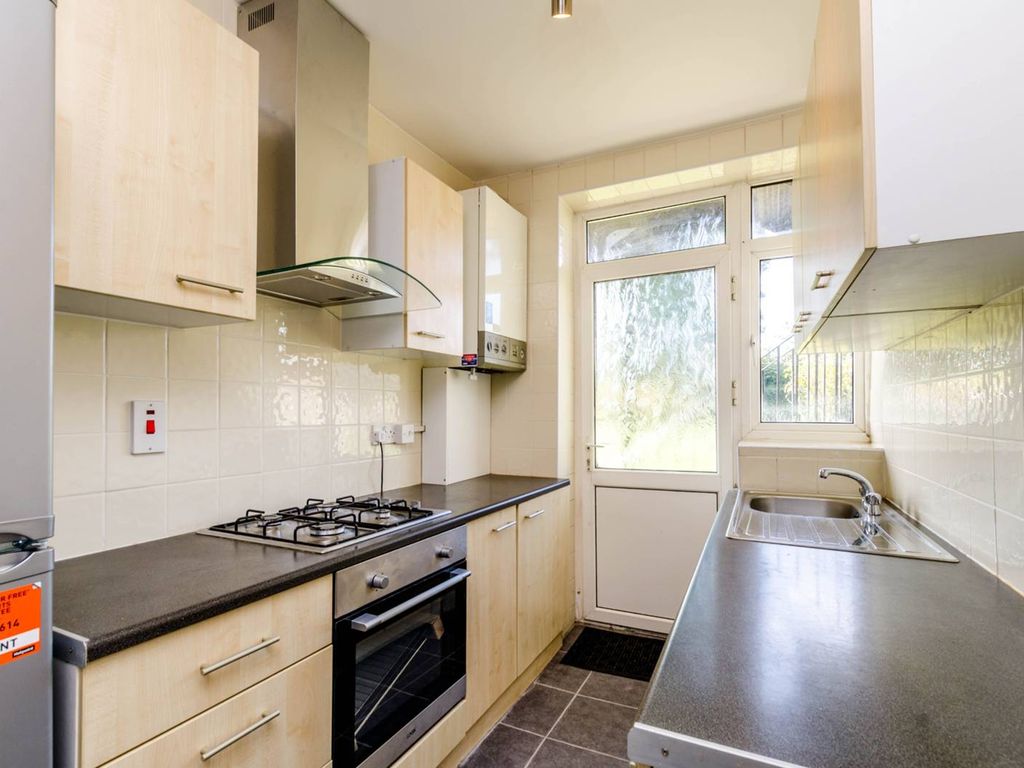 2 bed flat for sale in Harrow View, Headstone, Harrow HA2, £325,000 Zoopla