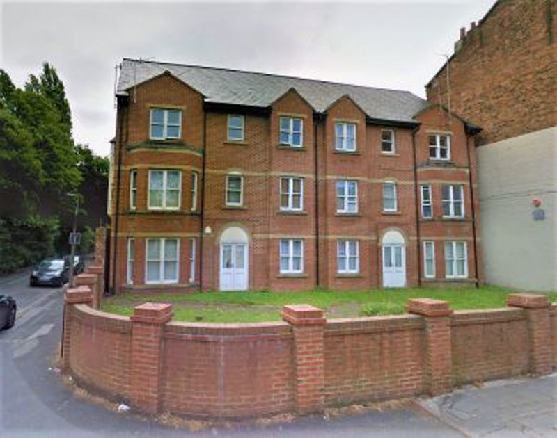 2 bed flat to rent in Lark Lane, Aigburth, Liverpool L17 Zoopla