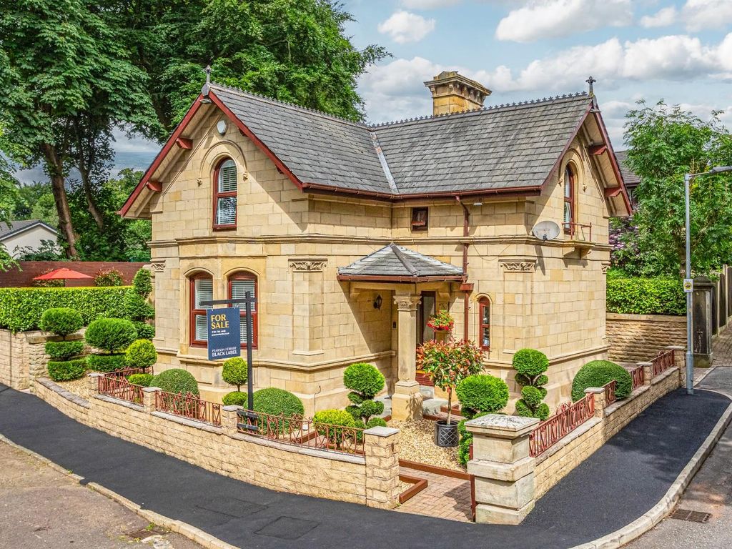 3 bed detached house for sale in Bridge Hall Lane, Heap Bridge, Bury