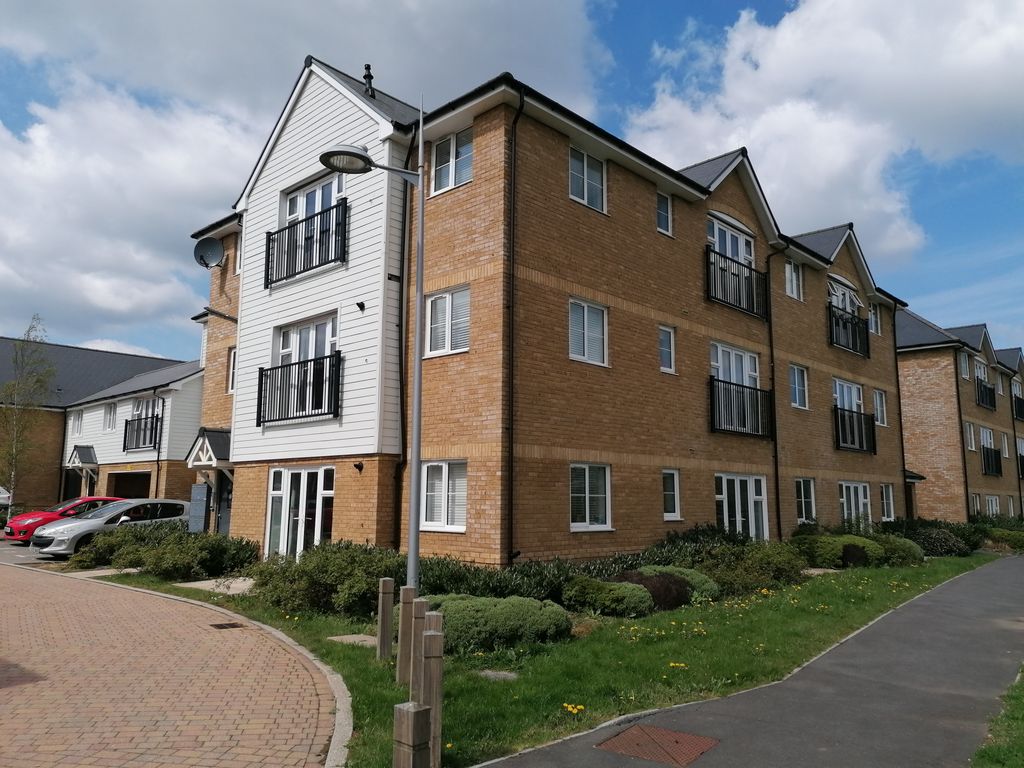 2 bed flat to rent in Holmbush Drive, Faygate, Horsham RH12 Zoopla