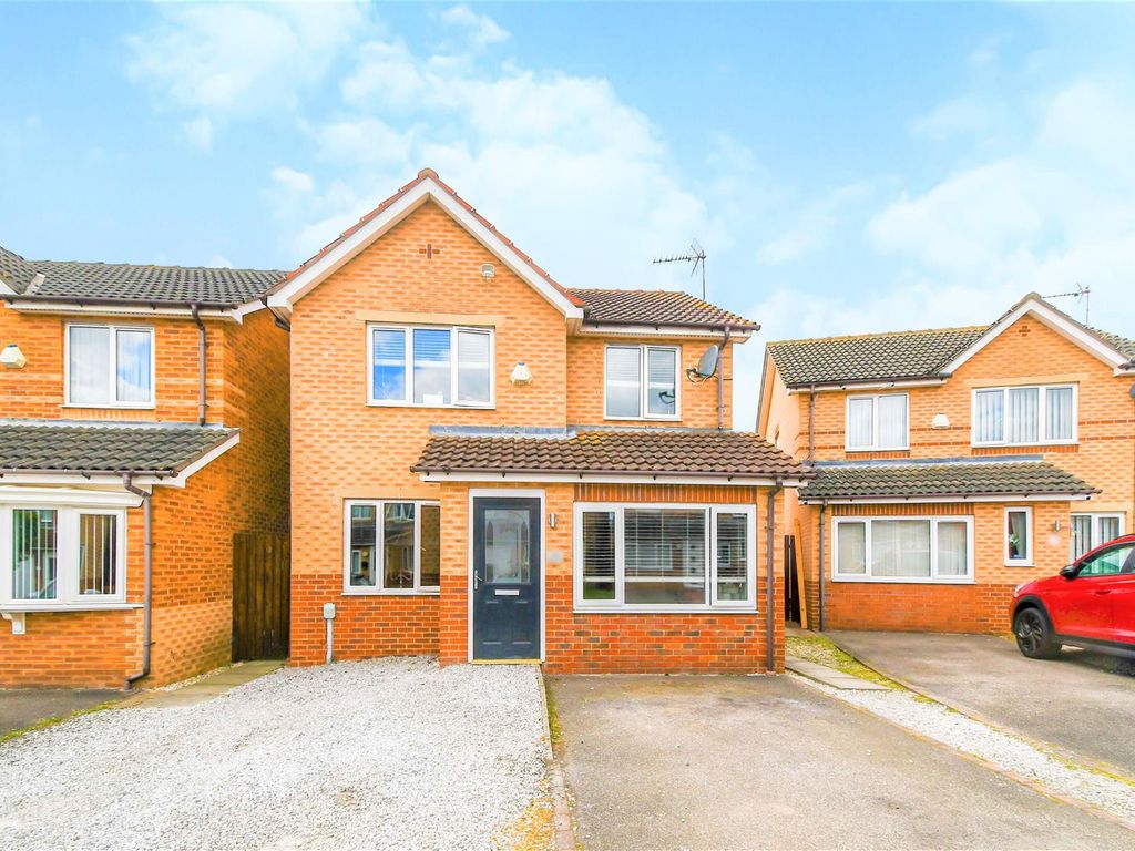4 bed detached house for sale in Highgrove Way, Kingswood, Hull HU7