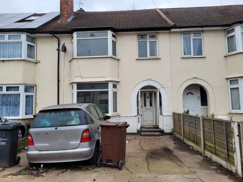 3 bed terraced house for sale in Ballards Road, Dagenham RM10, £340,000