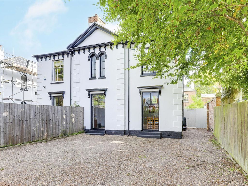 Mapperley Road, Mapperley Park, Nottinghamshire NG3  