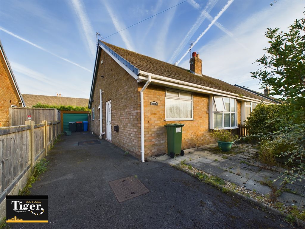 2 bed semidetached bungalow for sale in Elmwood Drive, ThorntonCleveleys FY5, £149,950 Zoopla