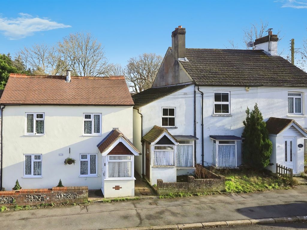 2 bed property for sale in Battle Road, Hailsham BN27, £279,950 Zoopla