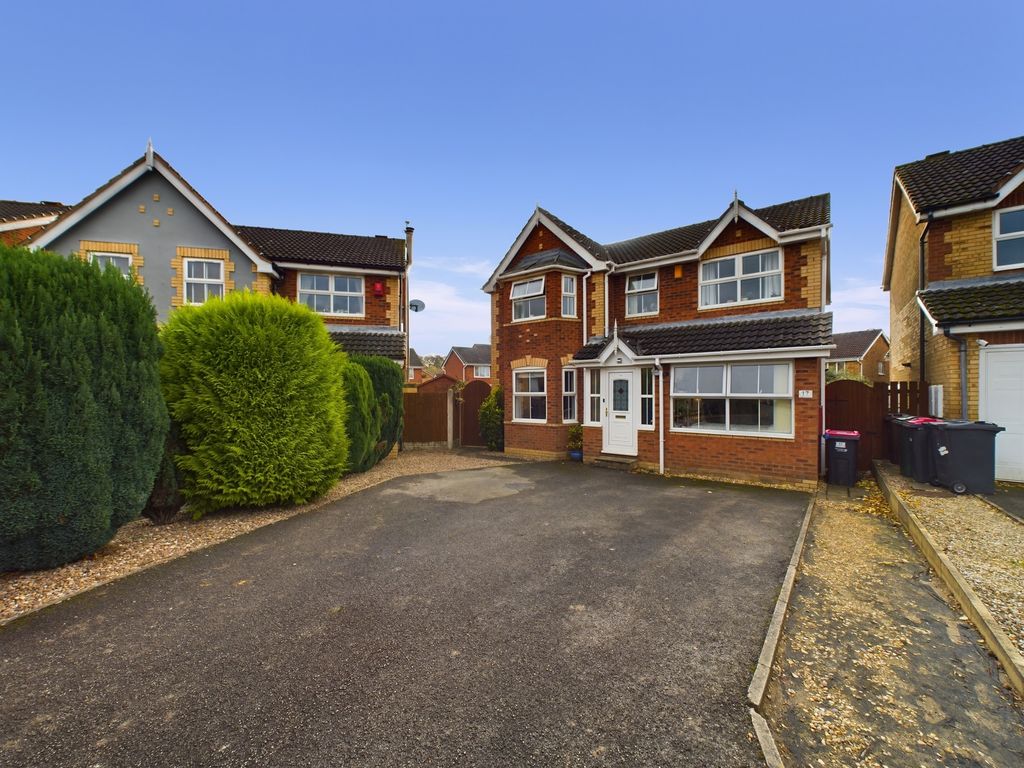 4 bed detached house for sale in Marbeck Close, Dinnington, Sheffield