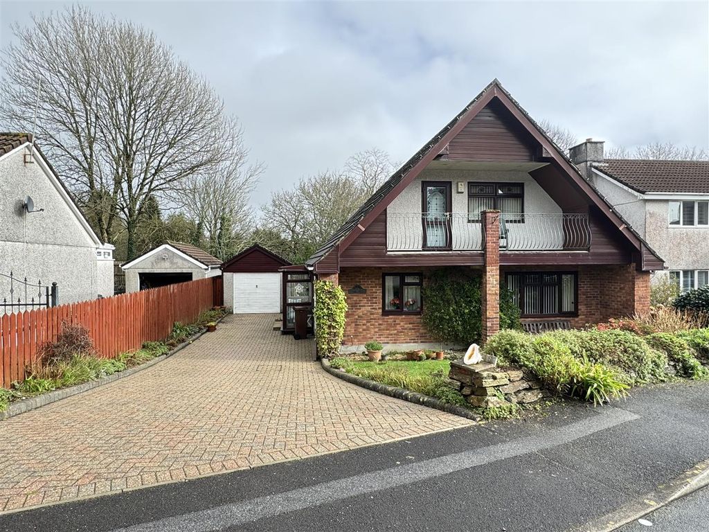 4 bed detached house for sale in Penhaligon Way, St Austell, St