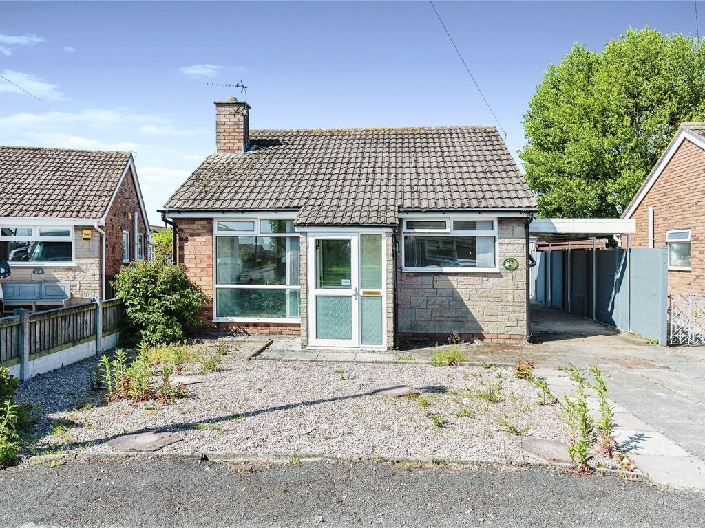 2 bed bungalow for sale in Rosslyn Crescent, Preesall, PoultonLeFylde