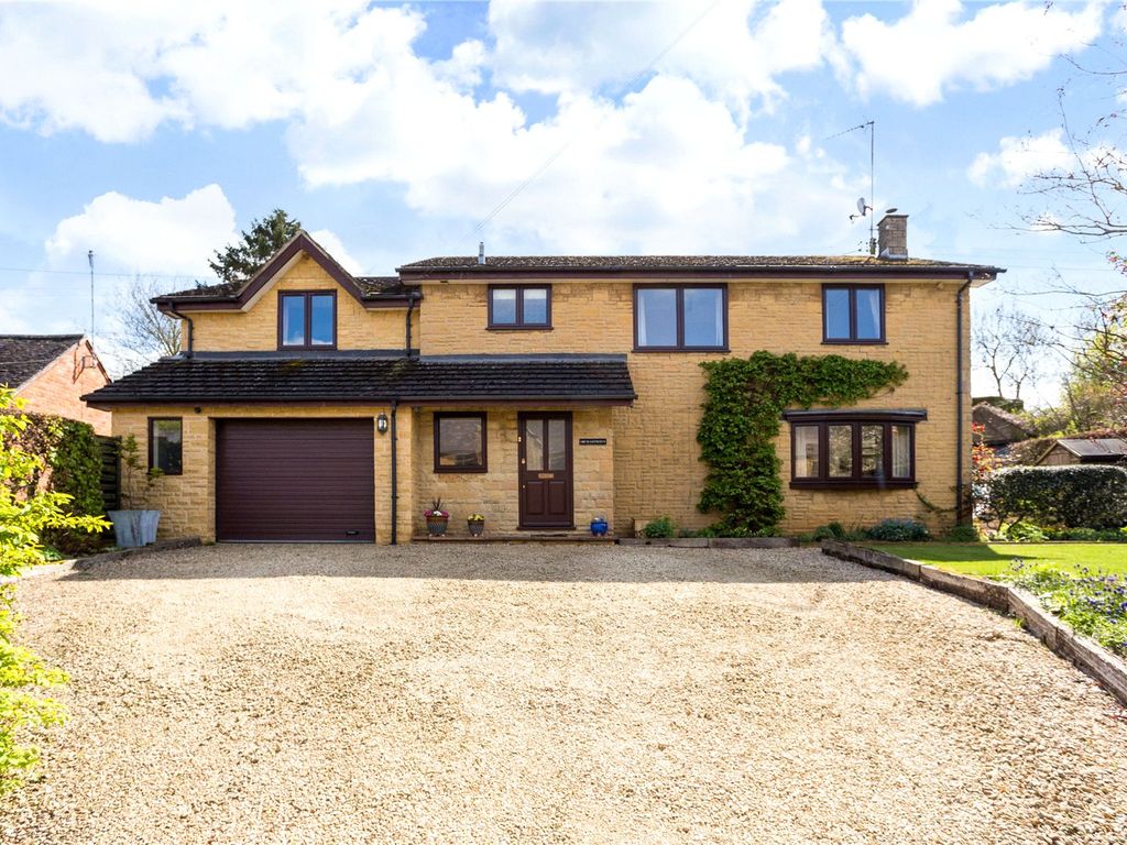 5 bed detached house for sale in Main Street, North Newington, Banbury