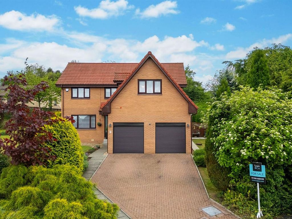 4 bed detached house for sale in Gleneagles Court, Whitburn, Bathgate