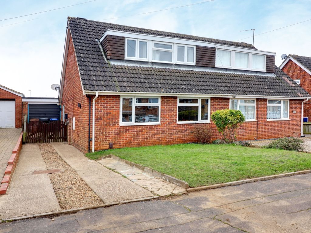 3 bed semidetached house for sale in Acre Lane, Kingsthorpe