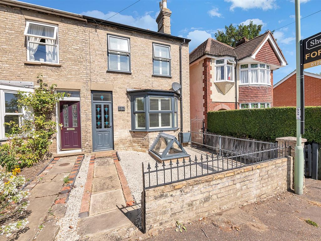 3 bed end terrace house for sale in Avenue Approach, Bury St. Edmunds