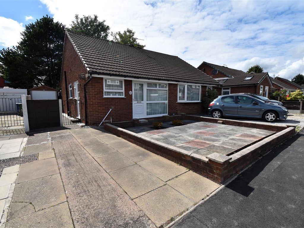 2 bed semidetached bungalow to rent in Esthwaite Drive, Astley