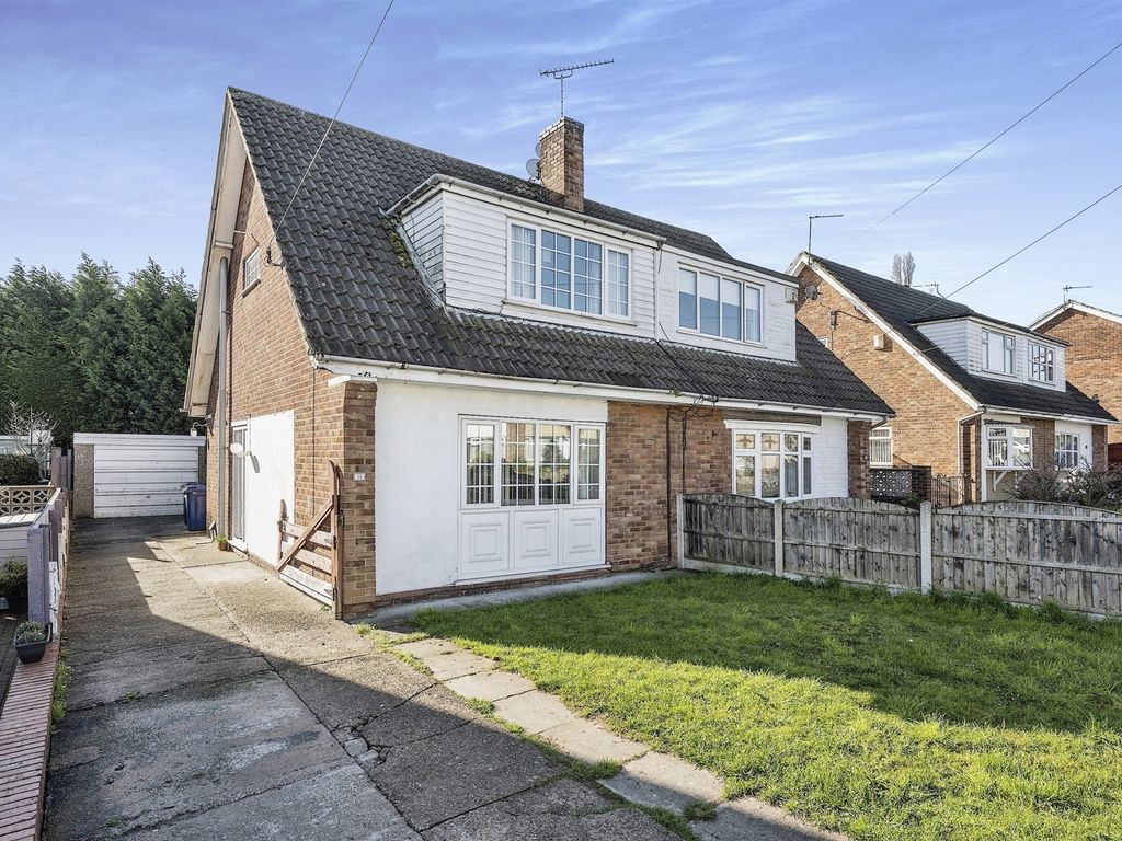 3 bed semidetached house for sale in Cambourne Close, AdwickLeStreet
