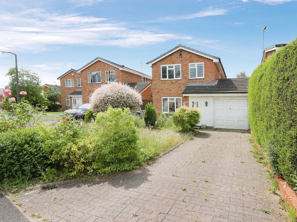 3 bed detached house for sale in Nash Avenue, Wolverhampton WV6 Zoopla