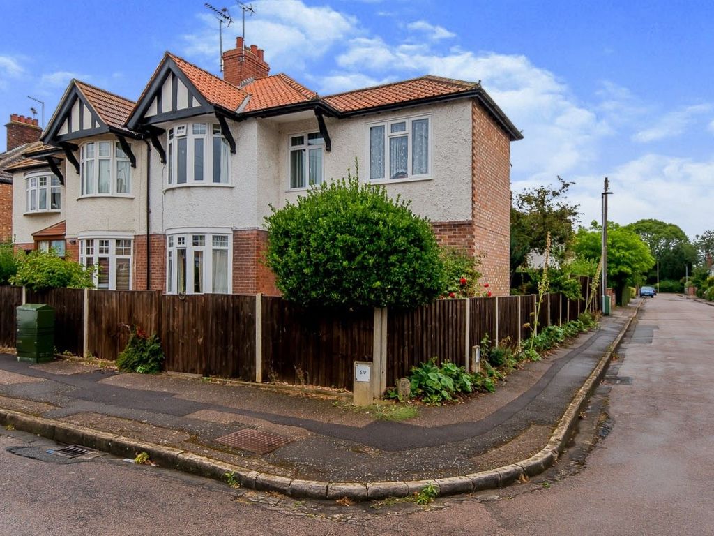 4 bed semidetached house for sale in Woodfield Road, Peterborough PE3
