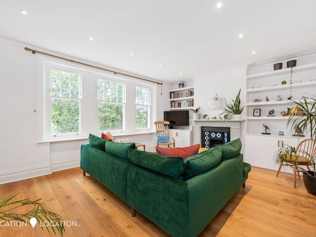 2 bed flat for sale in Stamford Hill, London N16, £575,000 Zoopla