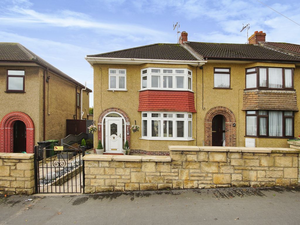 3 bed terraced house for sale in Hill Street, Kingswood, Bristol