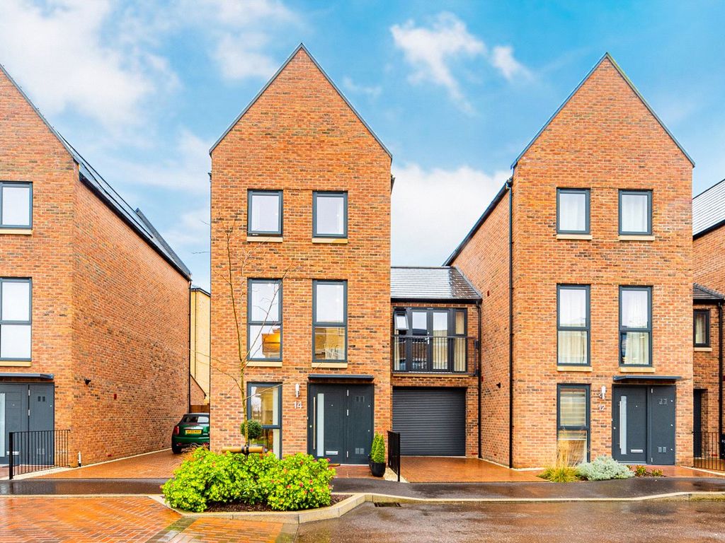 Shrewsbury Road, Cambridge CB3  