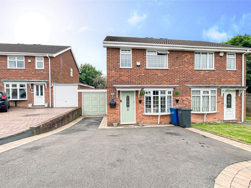 3 bed semidetached house for sale in Blackdown, Wilnecote, Tamworth