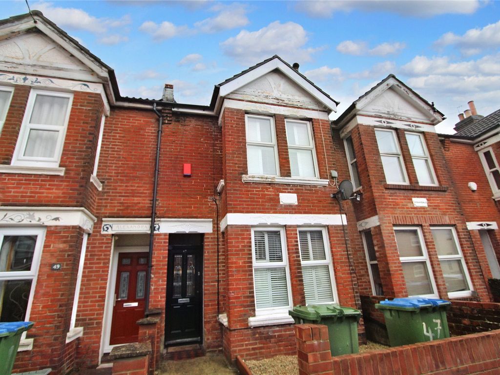 3 bed terraced house for sale in Charlton Road, Southampton, Hampshire