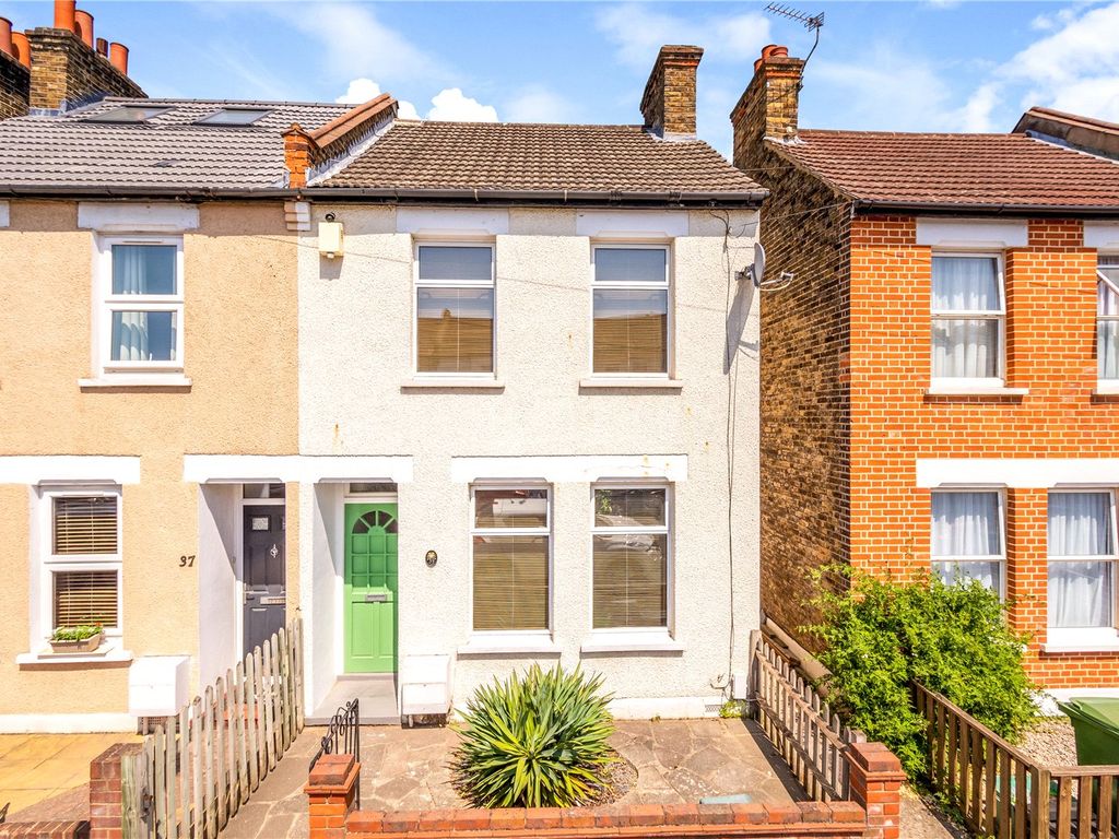 2 bed semidetached house for sale in Bromley Crescent, Bromley, Kent