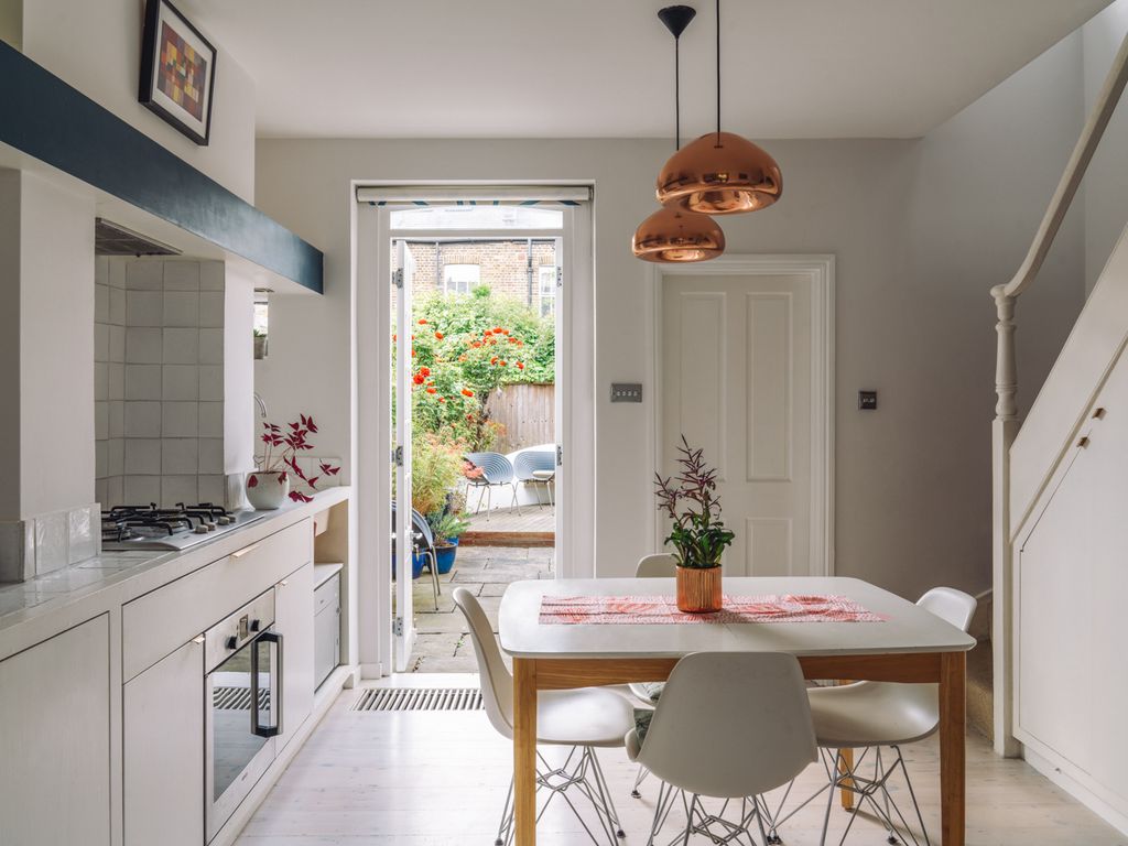 2 bed terraced house for sale in Marne Street, London W10 Zoopla