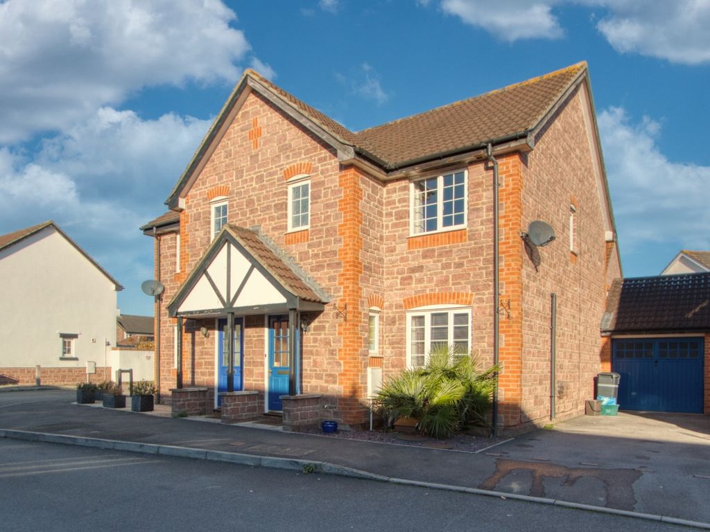 3 bed semidetached house for sale in Cashford Gate, Taunton TA2, £
