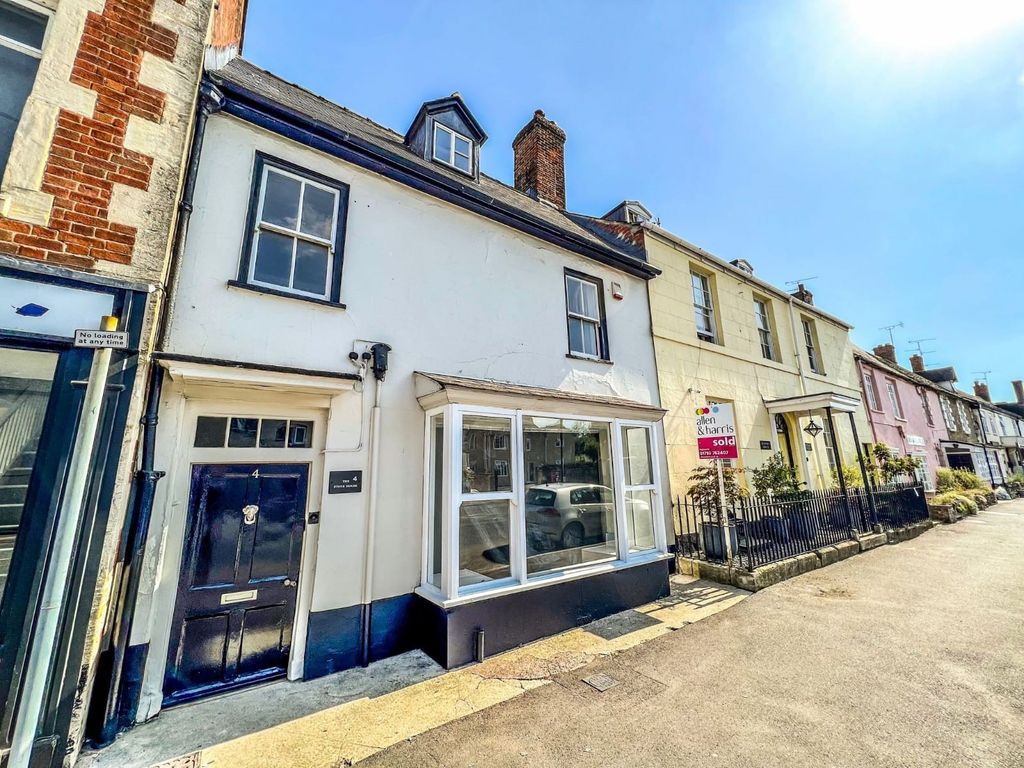 3 bed property for sale in Swindon Street, Highworth, Swindon SN6, £