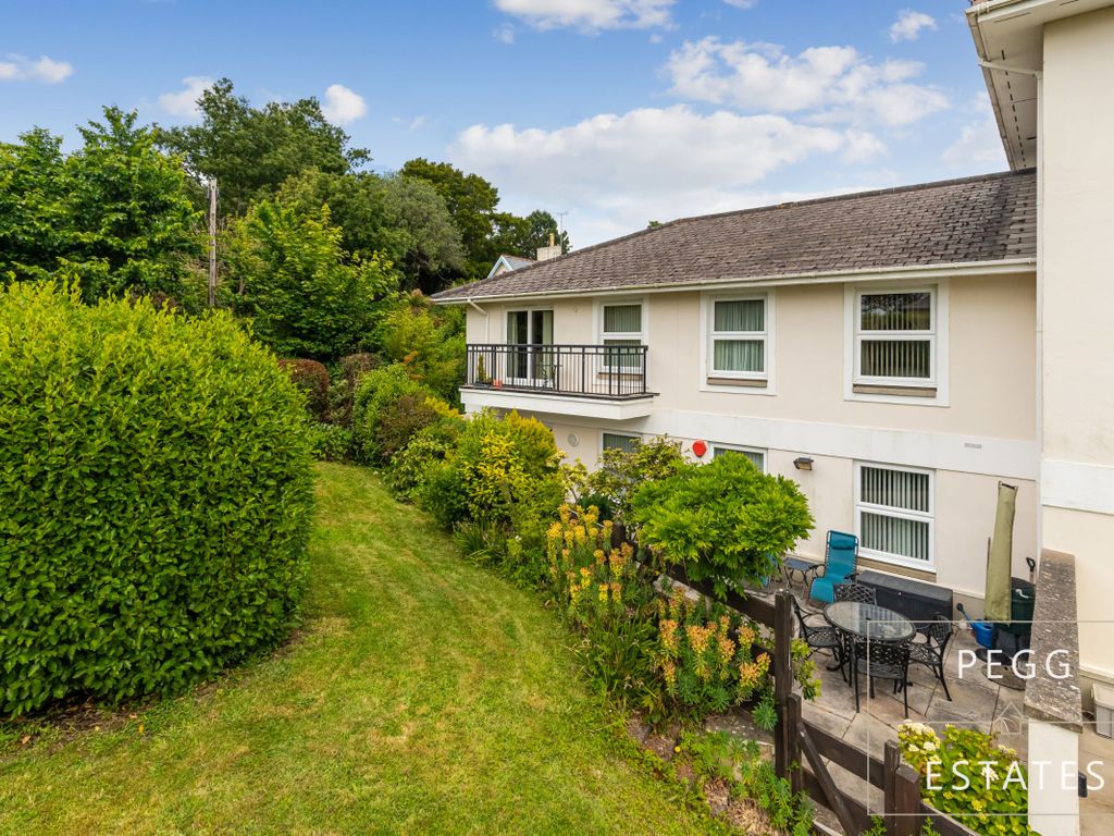 2 bed flat for sale in Park Hill Road, Torquay TQ1, £290,000 Zoopla