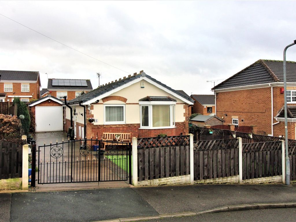 2 bed bungalow for sale in The Willows, Darfield, Barnsley, South