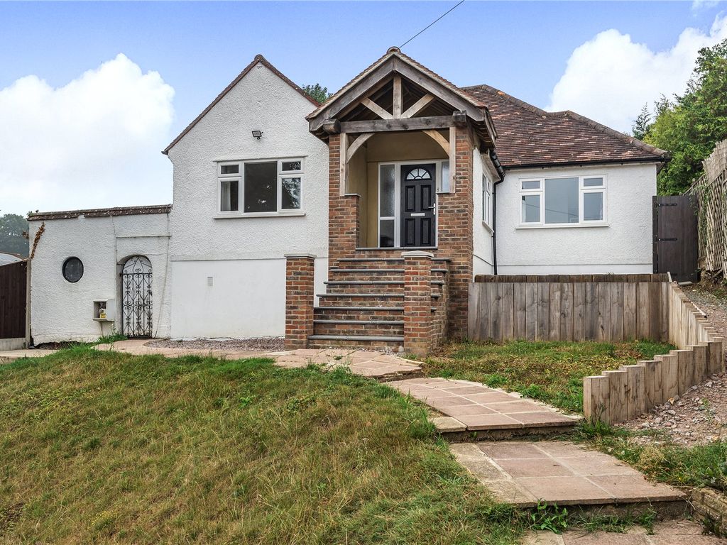 3 bed bungalow for sale in Searchwood Road, Warlingham CR6 Zoopla