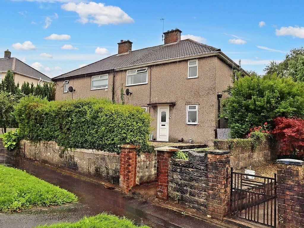 3 bed semidetached house for sale in Tan Y Bryn, Beddau, Pontypridd