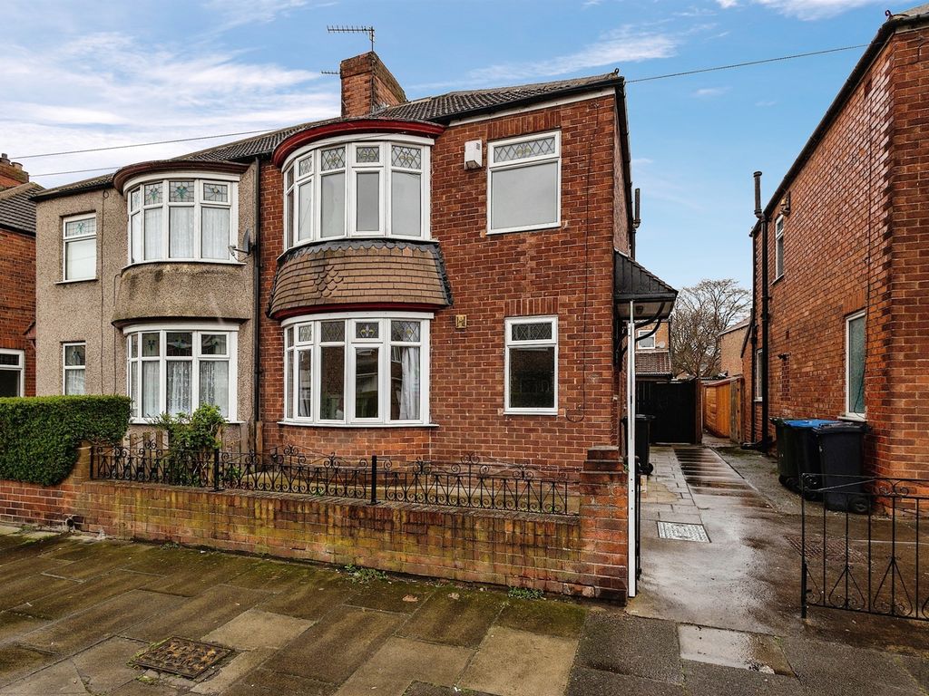 3 bed semidetached house for sale in York Road, Middlesbrough TS5 Zoopla