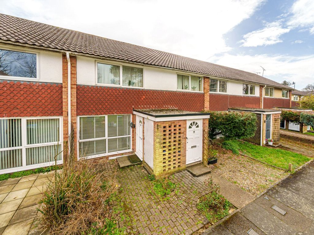 2 bed for sale in Layton Court, Weybridge KT13 Zoopla