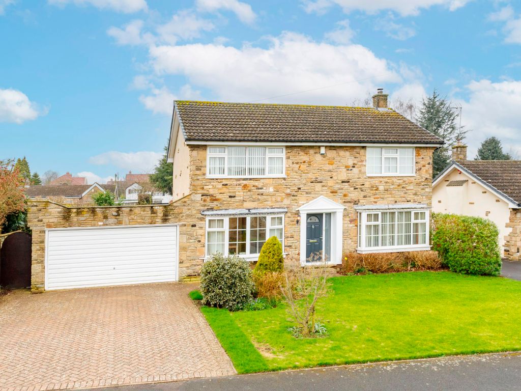 5 bed detached house for sale in Princess Mead, Goldsborough
