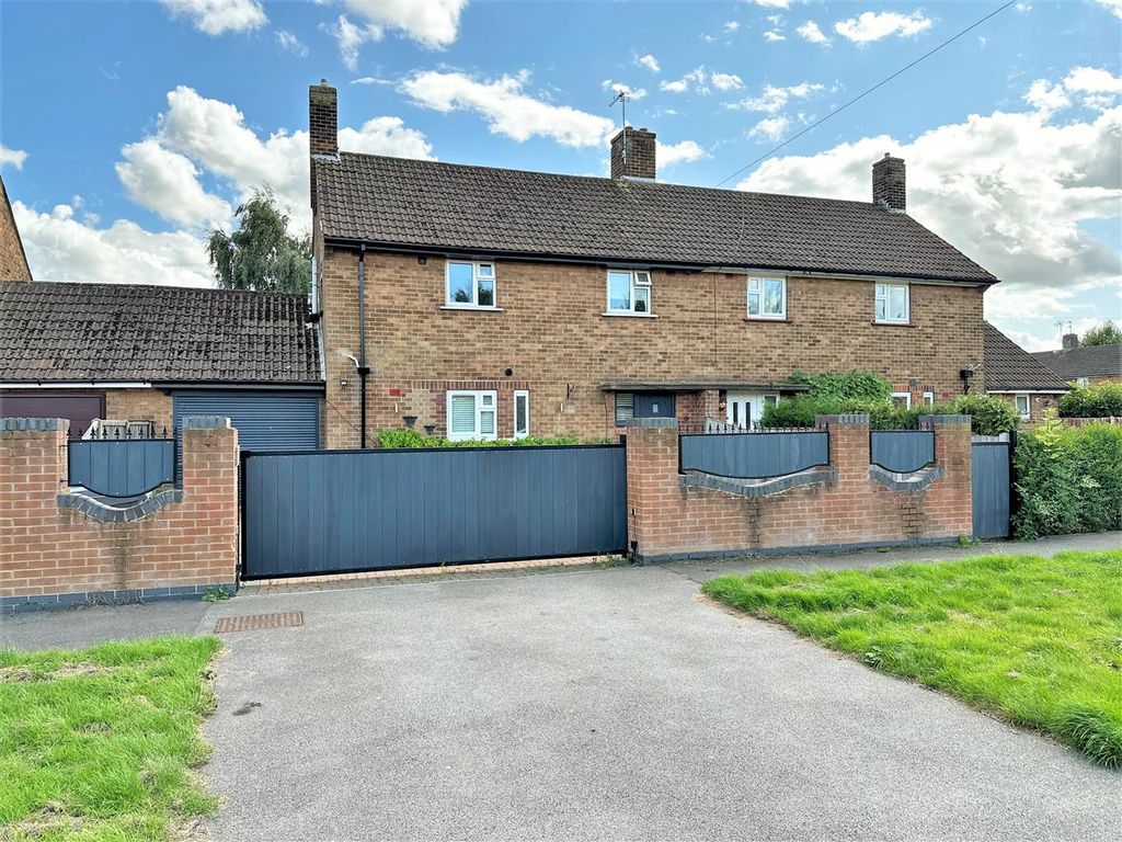 3 bed semidetached house for sale in Masefield Crescent, Balderton