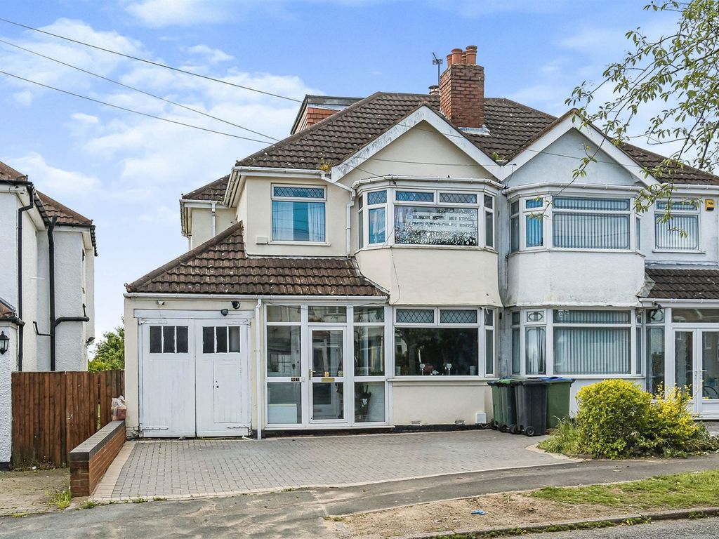 4 bed semidetached house for sale in Forest Road, Oldbury B68 Zoopla