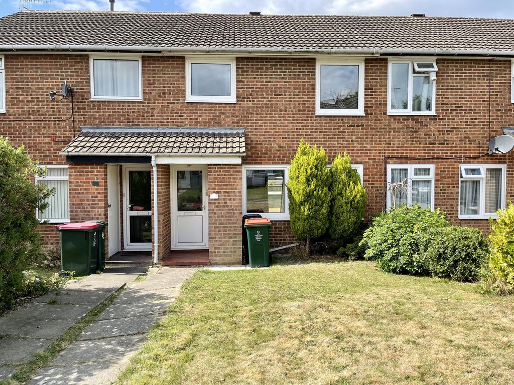 3 bed property to rent in Stirrup Way, Crawley RH10 Zoopla