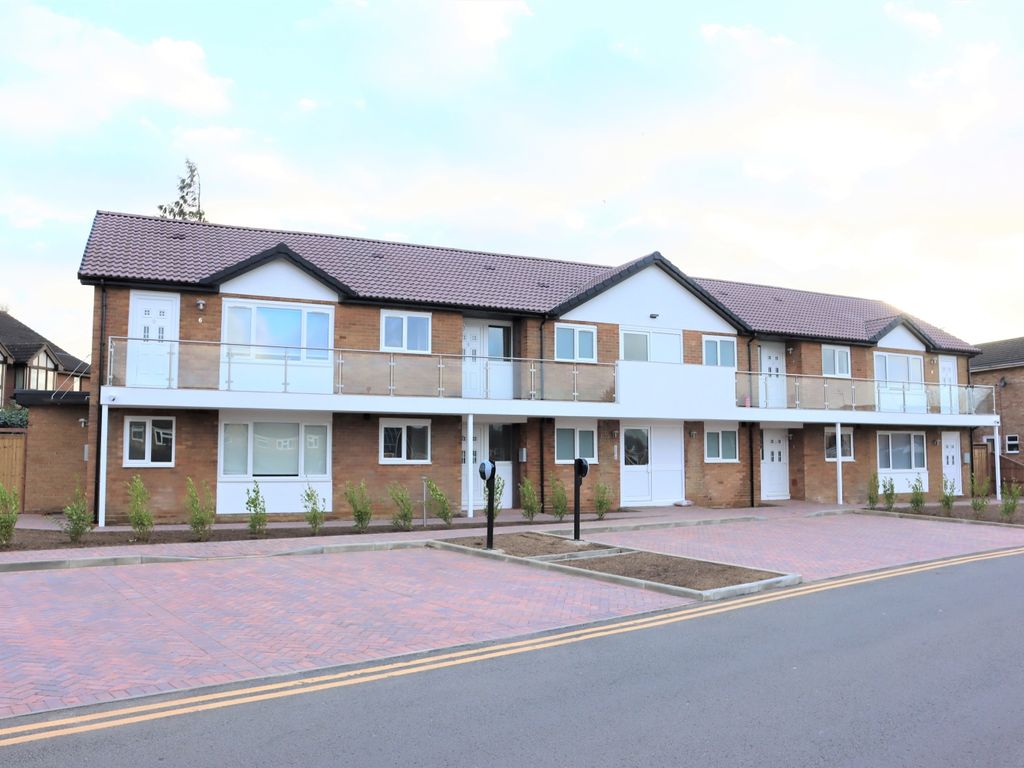 1 bed flat to rent in Beaverbrook Court, Bletchley, Milton Keynes MK3