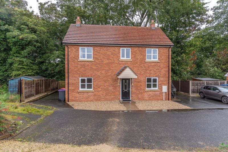 2 bed flat to rent in Forester Grove, Arleston, Telford TF1, £695 pcm