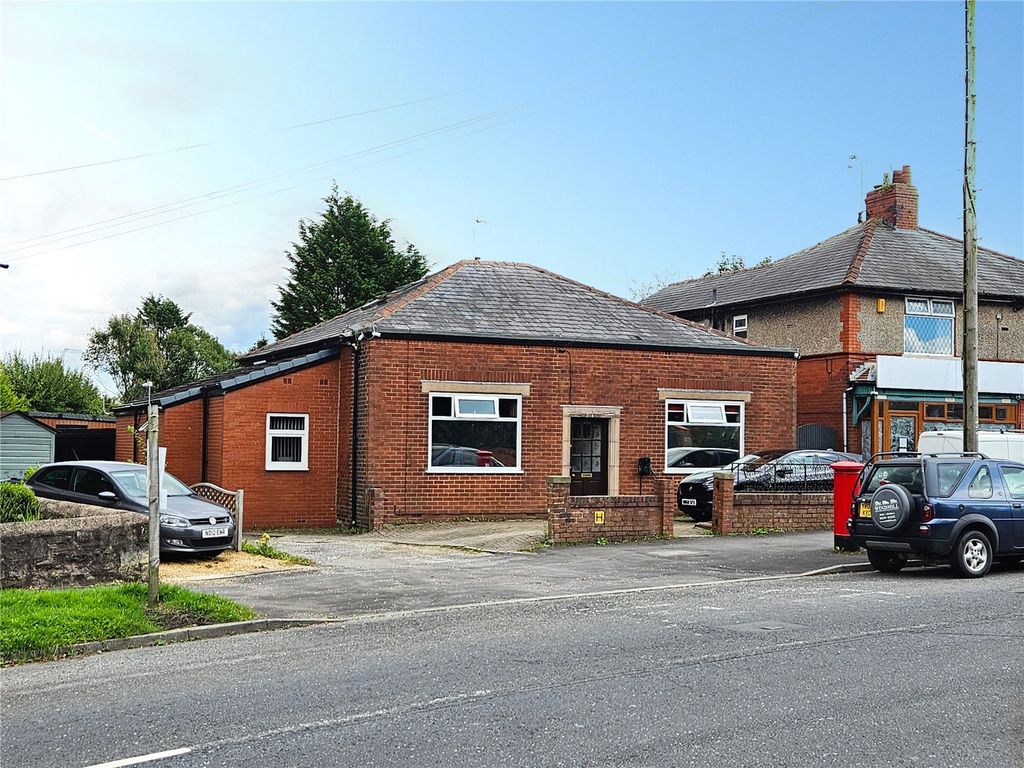 5 bed bungalow for sale in Pleckgate Road, Blackburn, Lancashire BB1, £