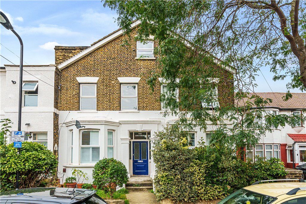 2 bed flat for sale in Vicarage Road, Leyton, London E10, £285,000 Zoopla