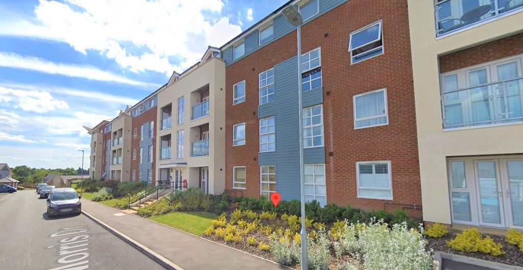 2 bed flat to rent in Tower Hill Court, Morris Drive, Kent DA17, £1,650 pcm Zoopla